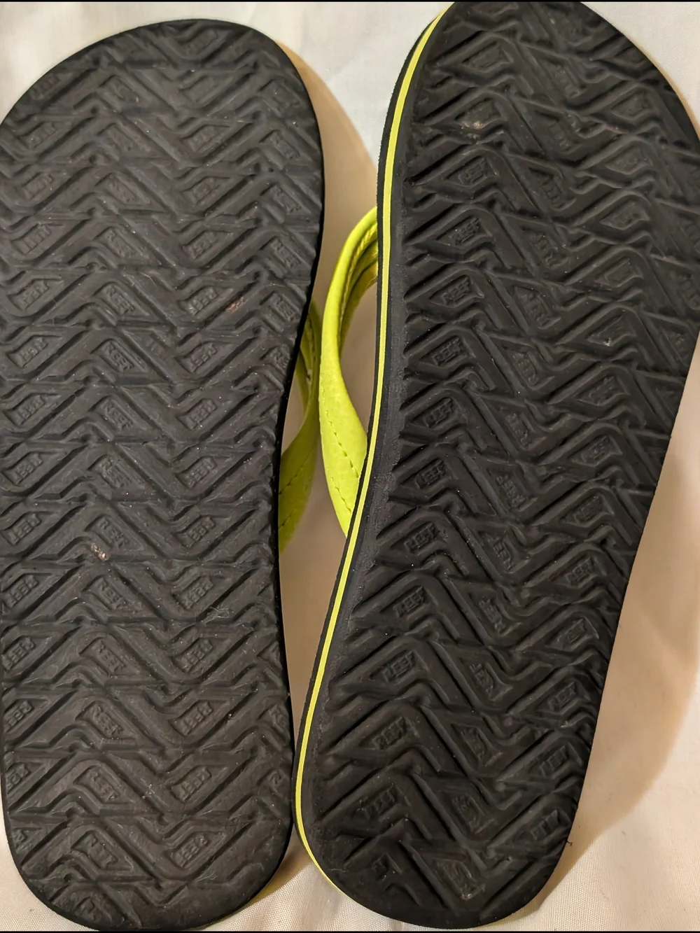 REEF Palm Tree Print Flip Flops with Lime Straps
